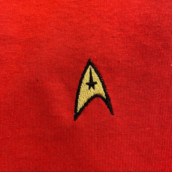 Star Trek Federation Embroidered Logo Long Sleeve Red Men’s Tshirt Large New - Picture 5 of 5